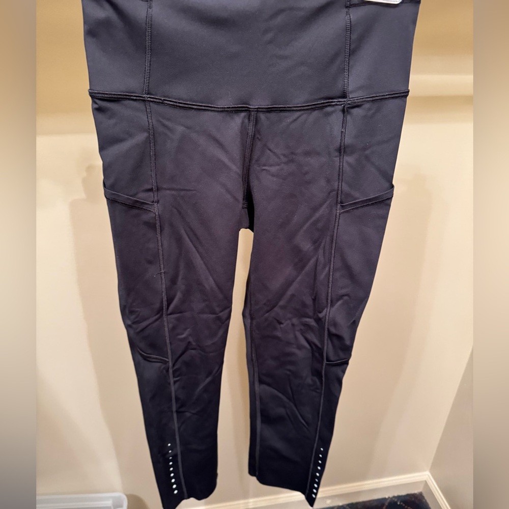 Lululemon Align Crop. Black — Size 4. Only worn once!